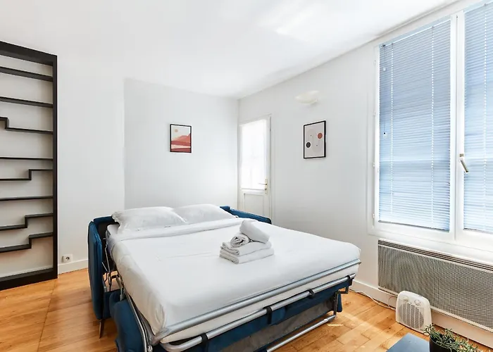 Lägenhet Serenty - Latin Quarter - 1br With Balcony Paris