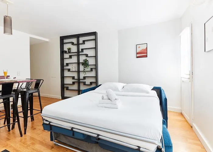 Lägenhet Serenty - Latin Quarter - 1br With Balcony Paris