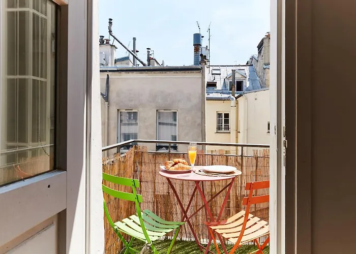 Lägenhet Serenty - Latin Quarter - 1br With Balcony